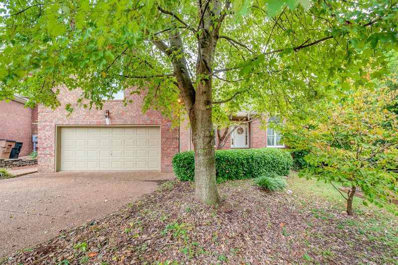 408 Rivercrest Ct, Nashville, TN 37214