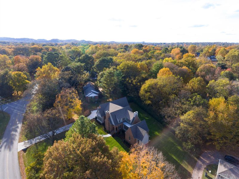 4005 Crestridge, Nashville, TN 37204