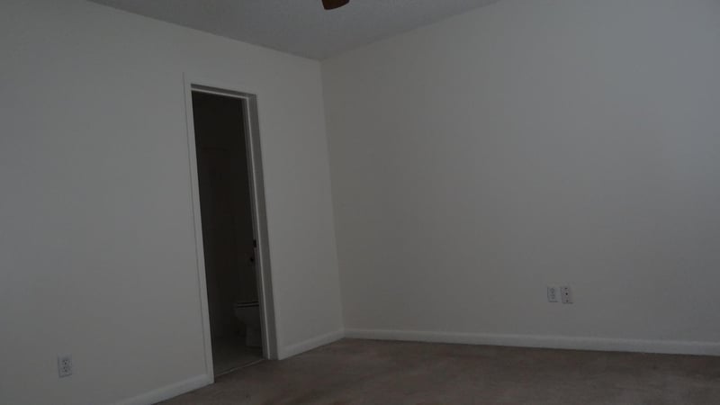 297 Donna Dr Apt B #B, Hendersonville, TN 37075