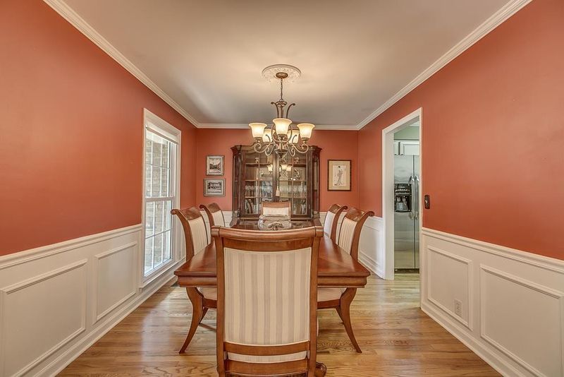 2611 Regency Park Dr, Murfreesboro, TN 37129