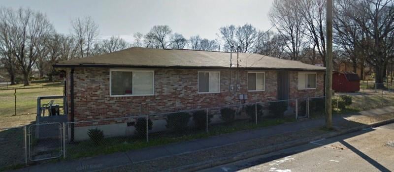 104 Lewis St, Nashville, TN 37210