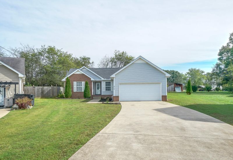 2712 Nugget Ct, Murfreesboro, TN 37130