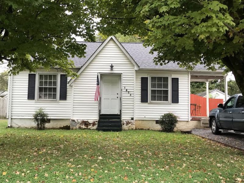 1418 Allen Ave, Murfreesboro, TN 37129