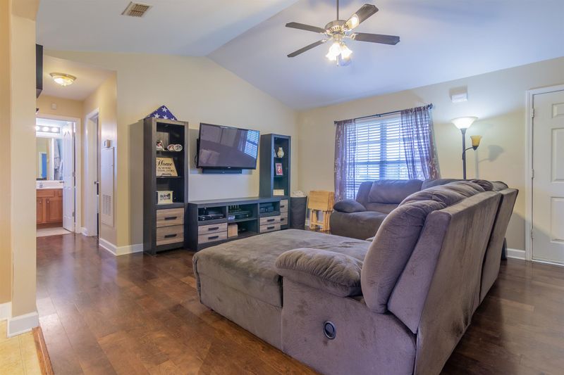 234 Antler Dr, Murfreesboro, TN 37130