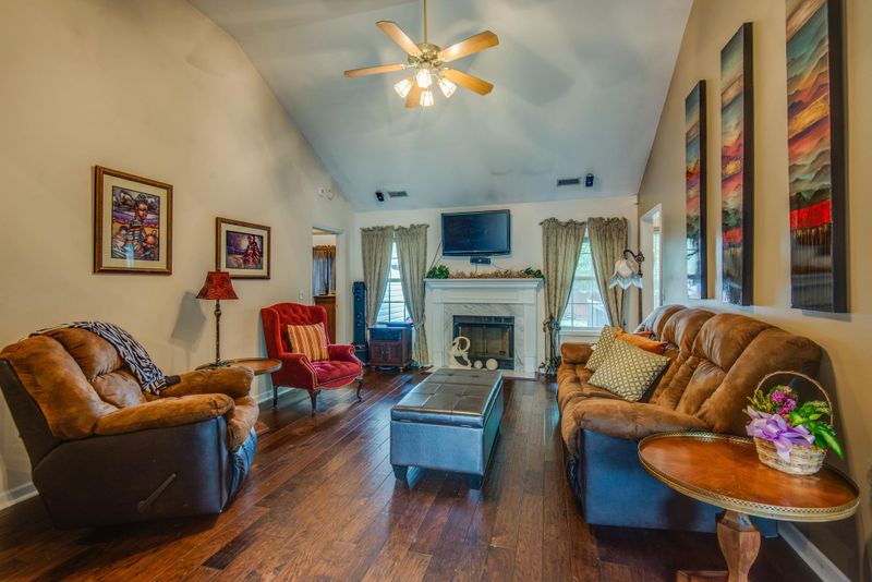 3920 Patton Hill Rd, Nashville, TN 37207