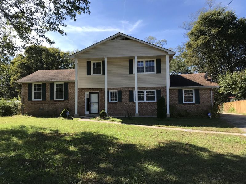 705 Heidi Ct, Nashville, TN 37211