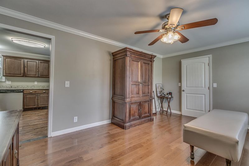 1939 S Rutherford Blvd, Murfreesboro, TN 37130