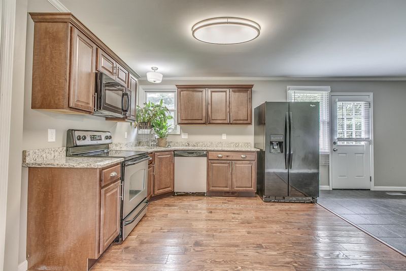 1939 S Rutherford Blvd, Murfreesboro, TN 37130
