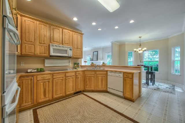 1017 Johnston Dr, White Bluff, TN 37187