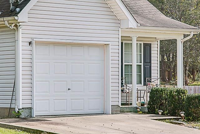 406 Slippery Rock Dr, Murfreesboro, TN 37129