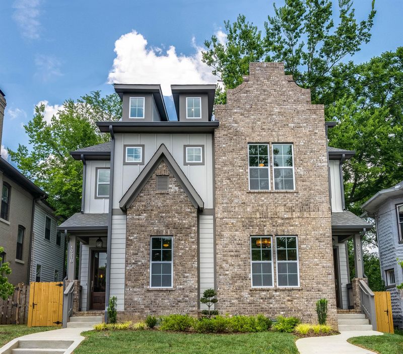 1021B 15th Ave S, Nashville, TN 37212