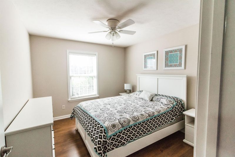 1901 Stoney Meadow Dr, Murfreesboro, TN 37128
