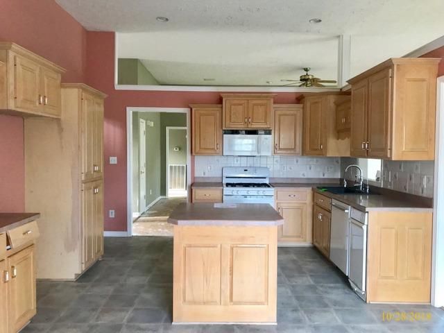 1323 Mallard Dr, Spring Hill, TN 37174