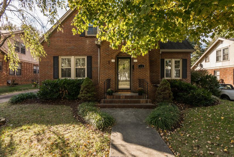 313 Walnut St N, Springfield, TN 37172