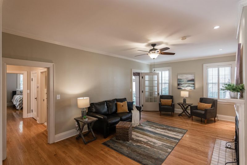 313 Walnut St N, Springfield, TN 37172