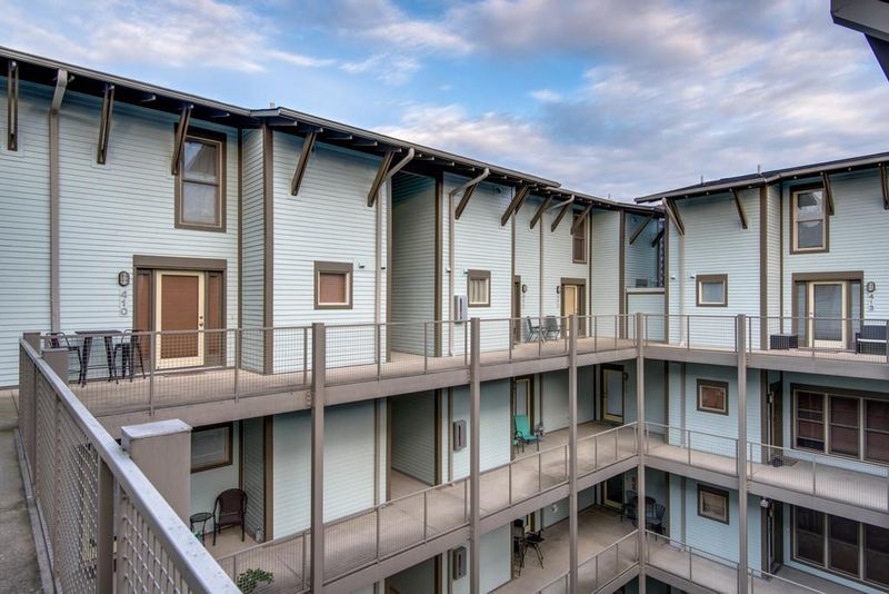 807 18th Ave S Apt 407, Nashville, TN 37203