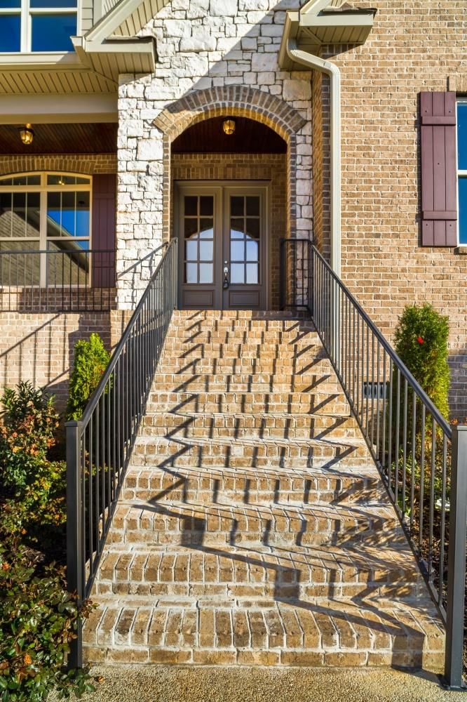 1028 Luxborough Dr, Hendersonville, TN 37075