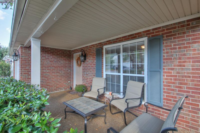 9032 Tarrington Ln, Franklin, TN 37069