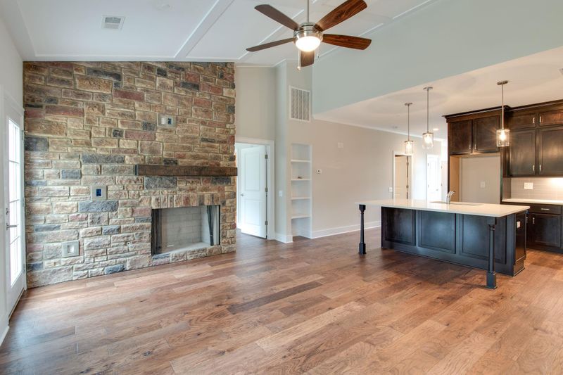 109 Bellagio Villas Dr, Spring Hill, TN 37174