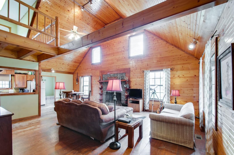 1504 Highway 49 E, Charlotte, TN 37036