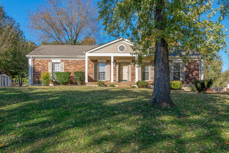 1304 Rolling Meadow Ct, Mount Juliet, TN 37122