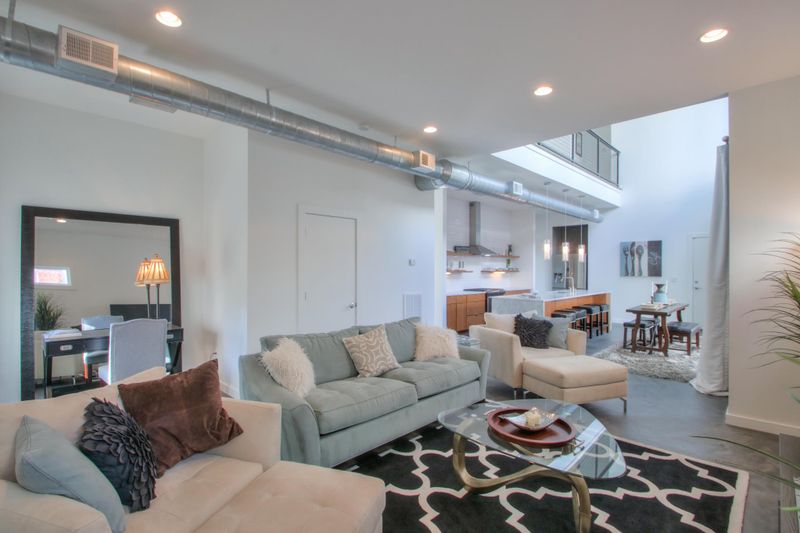 1204B Sigler St, Nashville, TN 37203