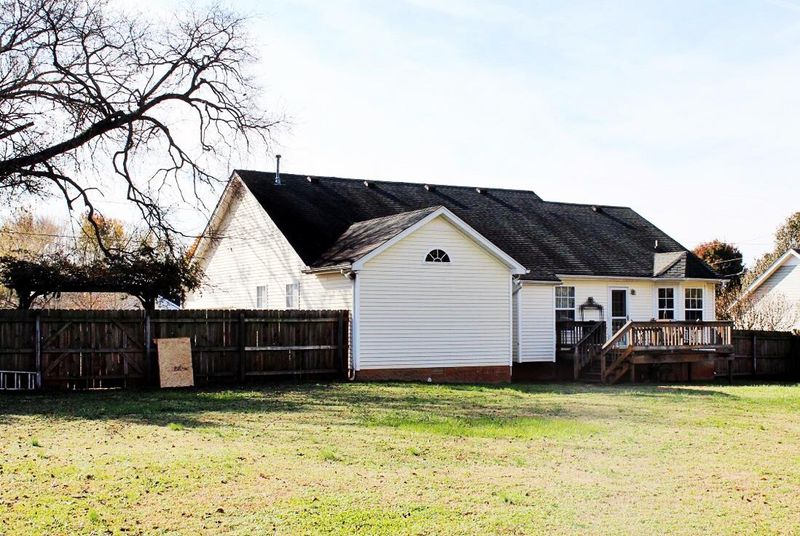 231 Shrewsbury Dr, Murfreesboro, TN 37128
