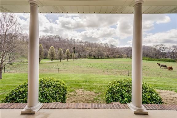 5809 Godwin Rd, Santa Fe, TN 38482