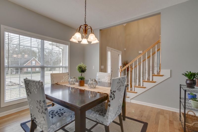 3433 Leslie Ln, Murfreesboro, TN 37128