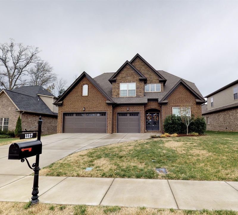 1117 Stockwell Dr, Murfreesboro, TN 37128