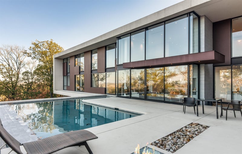 917 Overton Lea Rd, Nashville, TN 37220