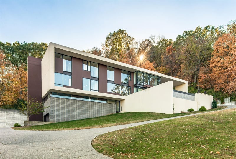 917 Overton Lea Rd, Nashville, TN 37220