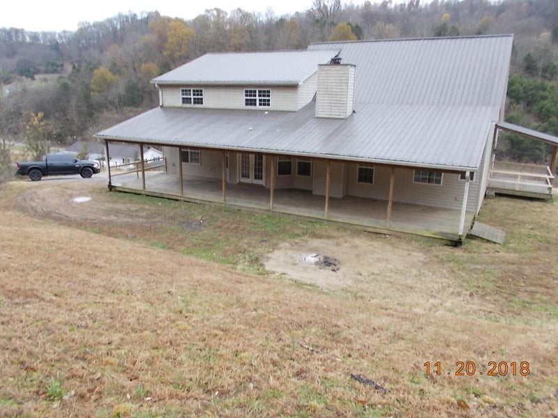 90 Nixon Hollow Ln, Pleasant Shade, TN 37145