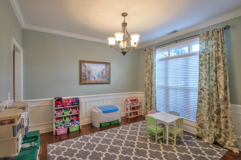 2814 Avington Ct, Murfreesboro, TN 37128