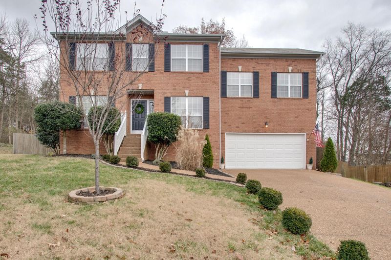 2426 Keeling Dr, Mount Juliet, TN 37122