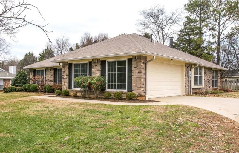1102 Tomahawk Trce, Murfreesboro, TN 37129