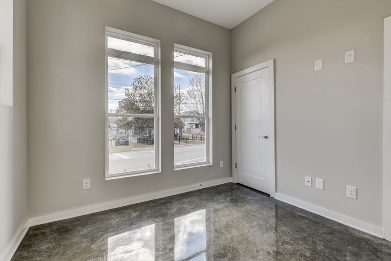 2011 Eastland Ave, Nashville, TN 37206