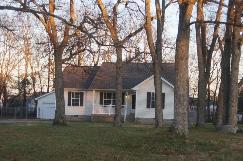 7437 Lone Eagle Dr, Murfreesboro, TN 37128