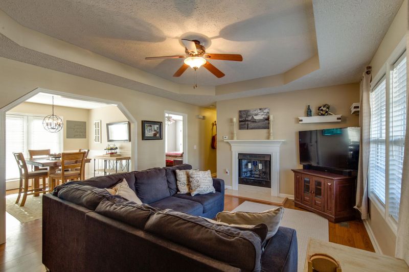 805 Pebble Beach Cir, Mount Juliet, TN 37122