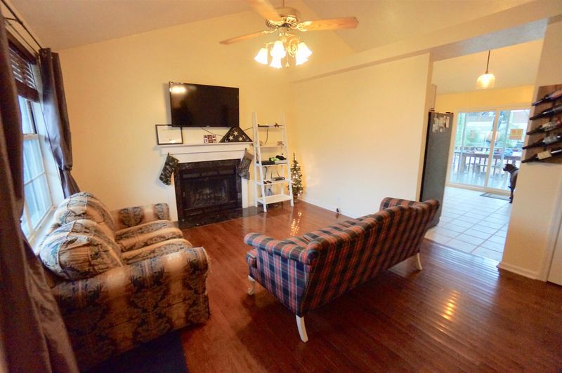 434 Sunset Dr, Mount Juliet, TN 37122