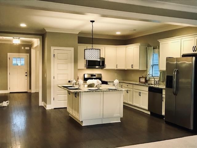 1025 Beamon Dr, Franklin, TN 37064