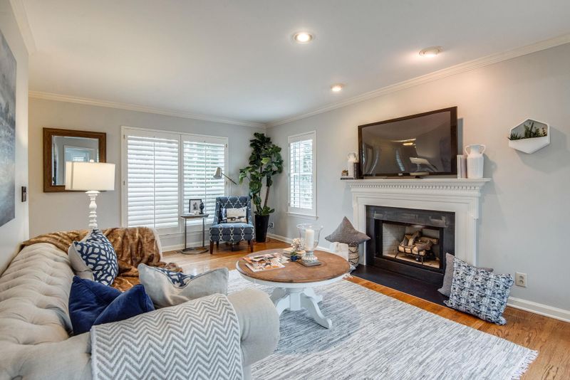7809 Farmington Pl, Nashville, TN 37221