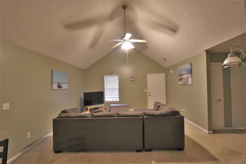 458 Stetson Ct, Murfreesboro, TN 37128