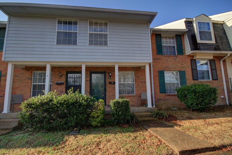 5510 Country Dr Apt 3, Nashville, TN 37211