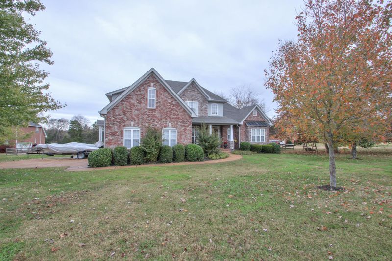 5000 Wentworth Ct, Mount Juliet, TN 37122