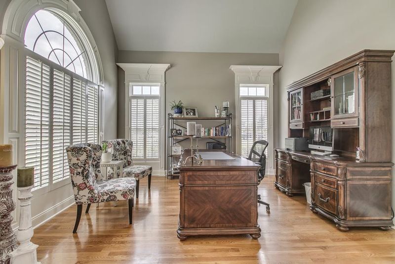 2921 Pendarvis Ln, Murfreesboro, TN 37130