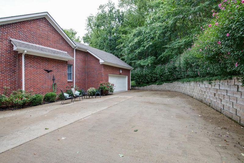 3340 Blazer Rd, Franklin, TN 37064