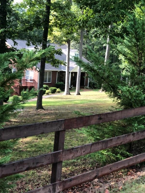 1538 White Bluff Rd, White Bluff, TN 37187
