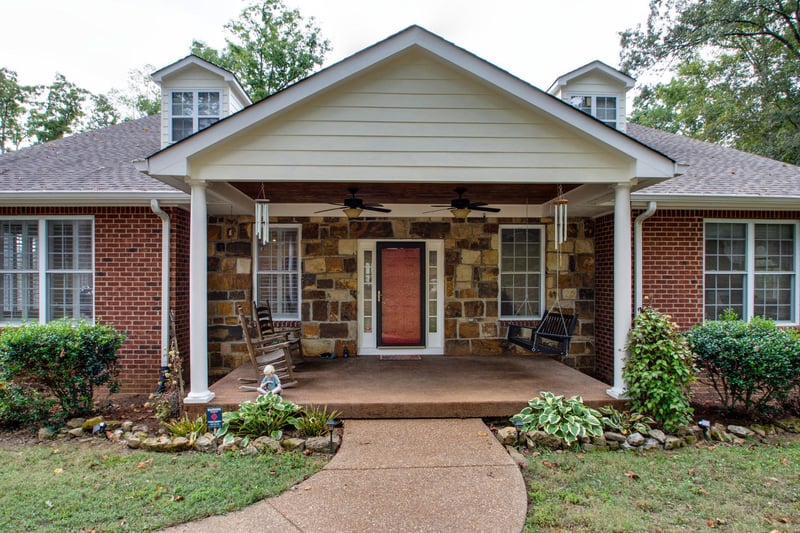 1538 White Bluff Rd, White Bluff, TN 37187