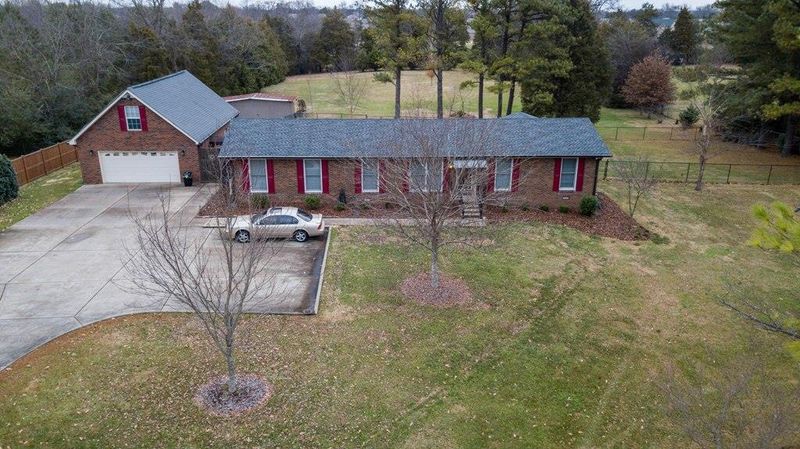 2242 Primm Ln, Murfreesboro, TN 37129
